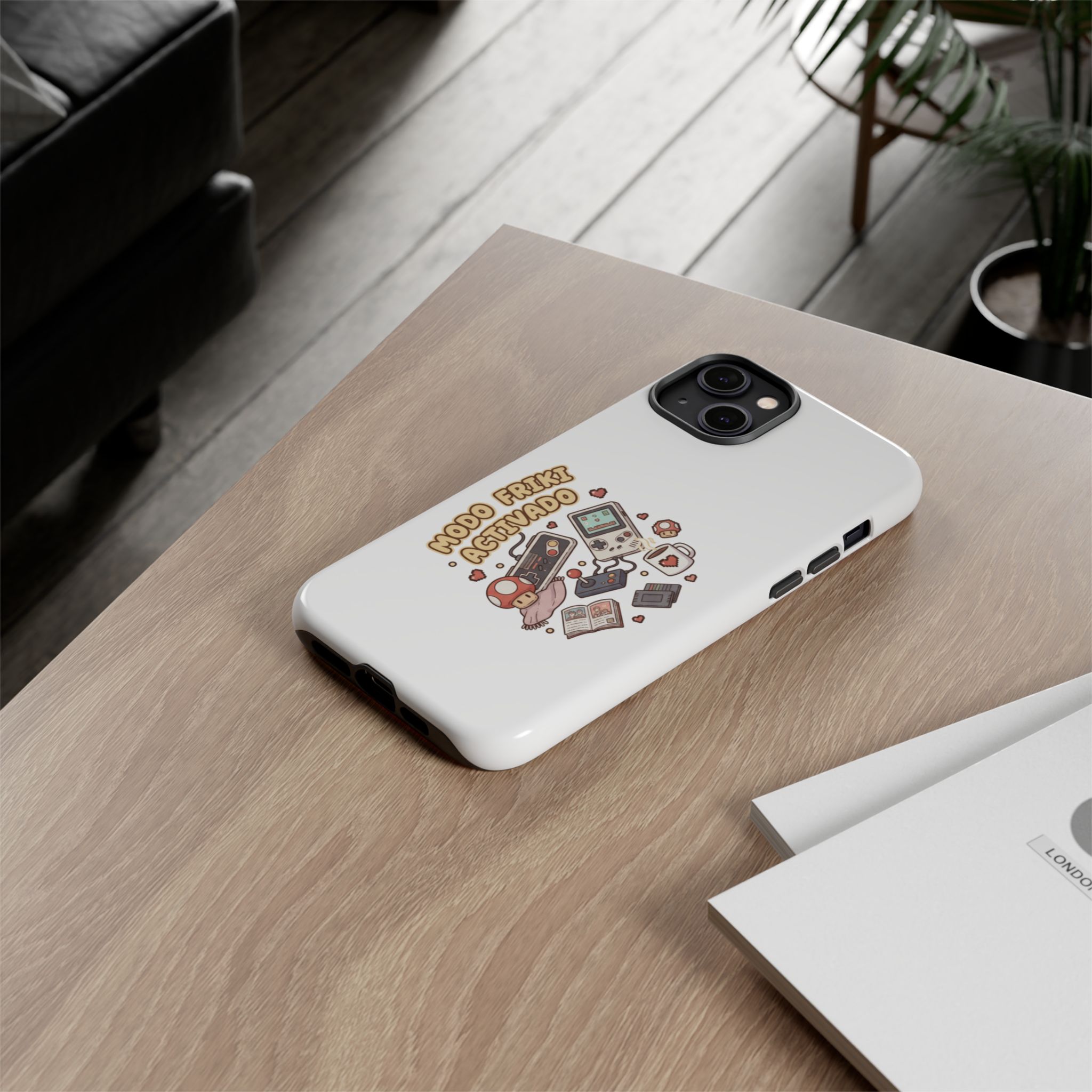 Funda de móvil duradera con diseño retro gamer. Protege tu dispositivo con estilo. Resistente a impactos y compatible con carga inalámbrica